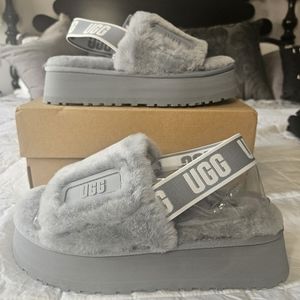 Disco slide UGGS. Size 7, gray. Brand new, still in box, perfect condition.